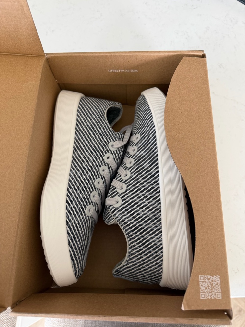 Allbirds Deep Navy and White Striped Women's Sneakers (Cruiser Canvas)
